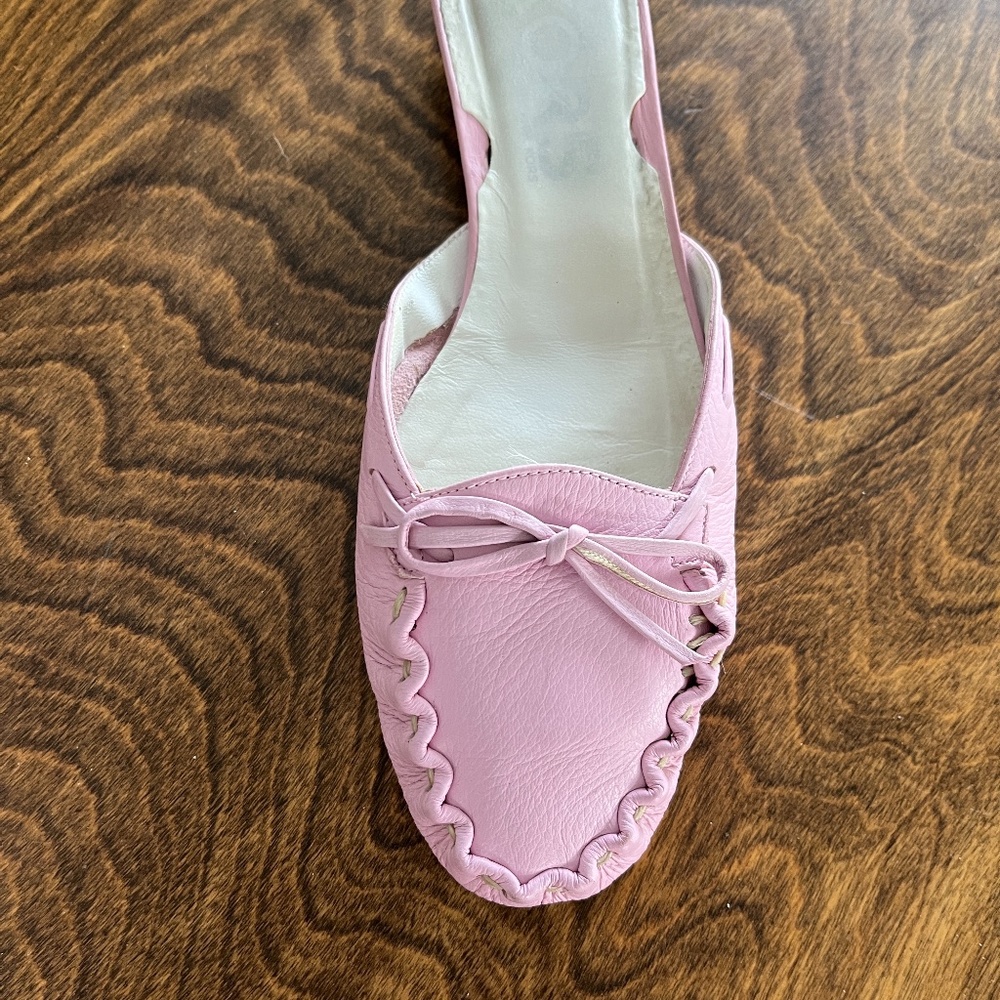 Michael Kors Pink slides/mules - Picture 1 of 7